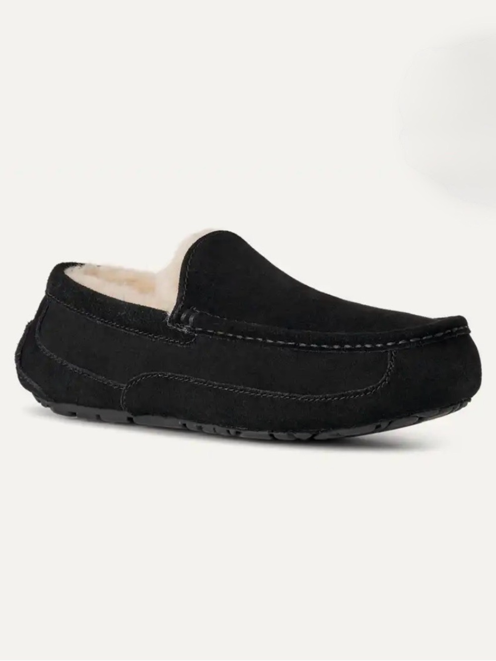 UGG Ascot • Men's Size 11 • Brand New • Authentic